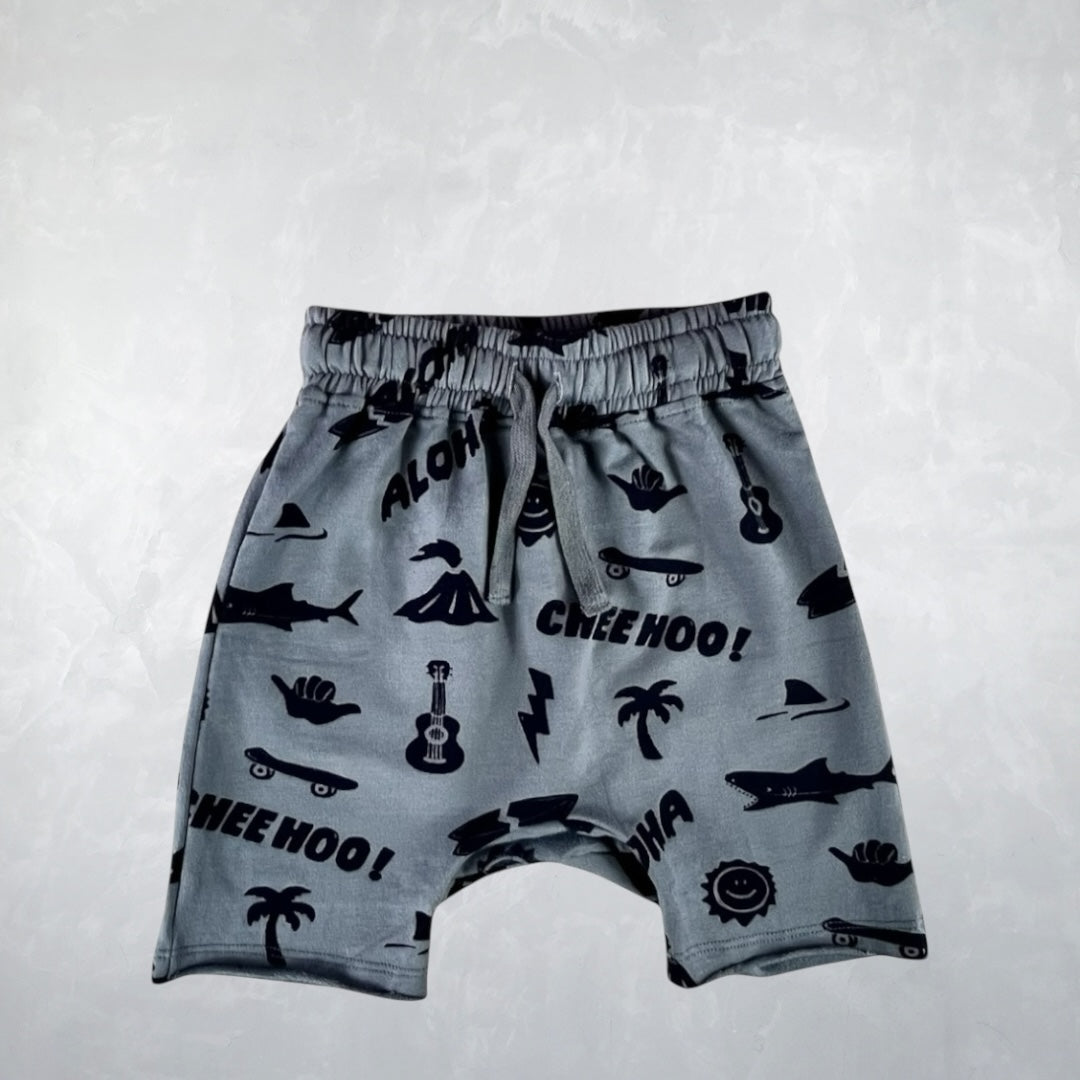 Ru Shorts  - Happy Hawaii Slate Grey